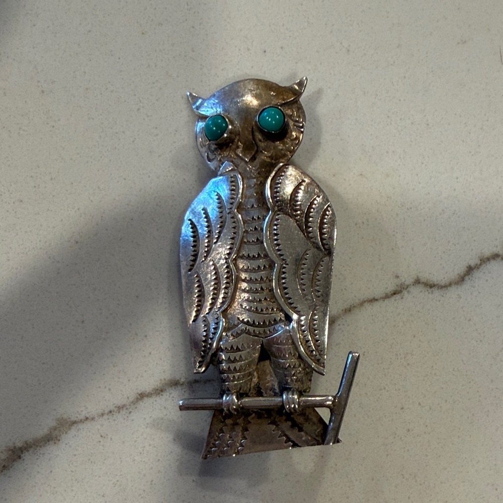 Zuni silver Owl pin  with Turquoise eyes